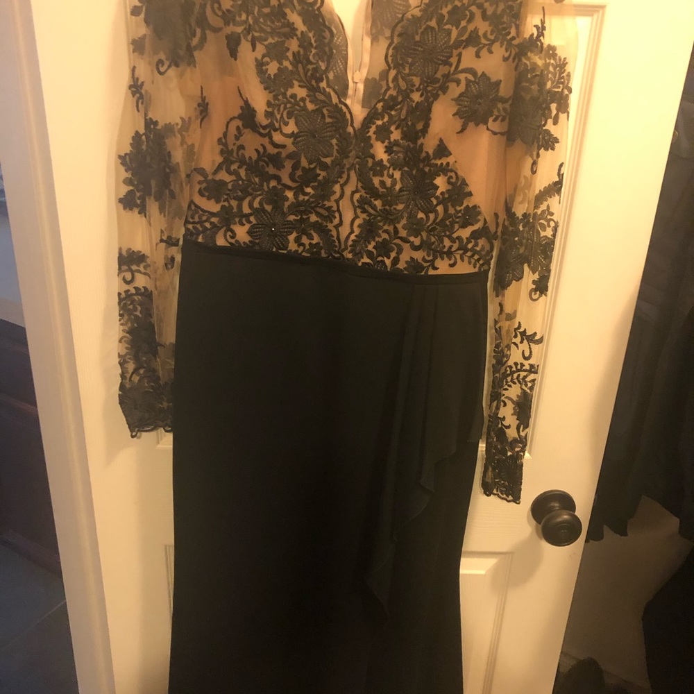 Evening Long classy dress 🖤💛